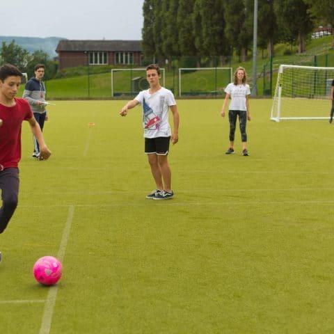 activites loisirs foot jeunes